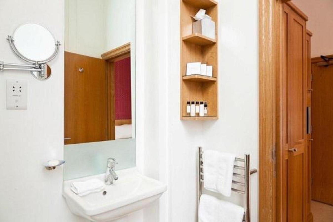 Chambre Simple Standard